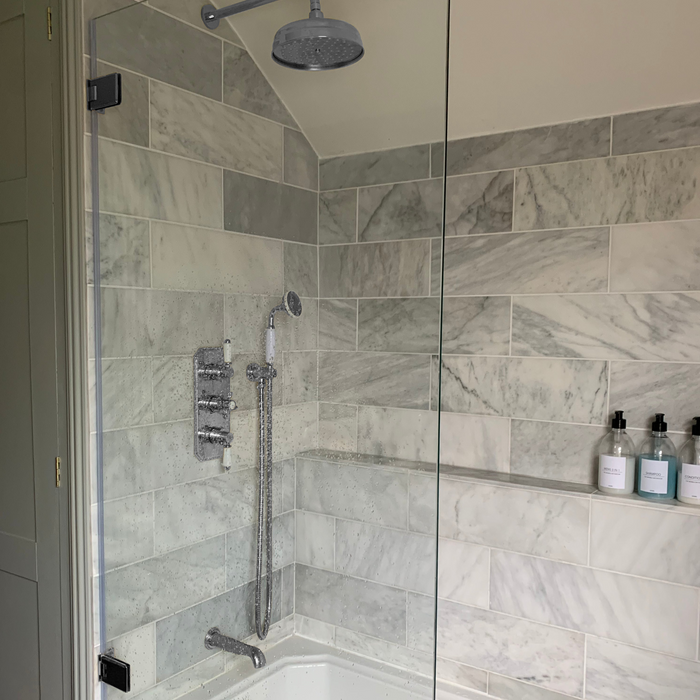 8mm Toughened Glass Bath Screen with Chrome Hinges
